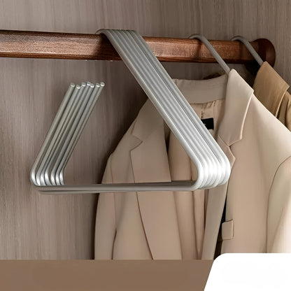 Hikari – Portant moderne en or et argent