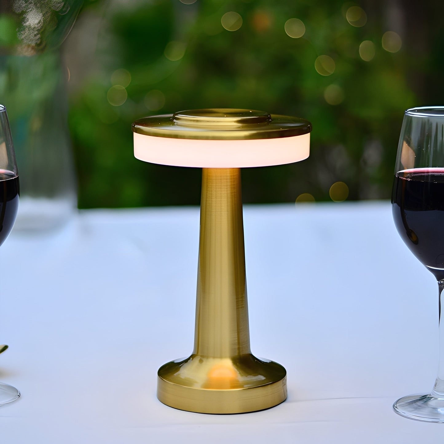 Zamira – Lámpara de mesa dumbbell recargable