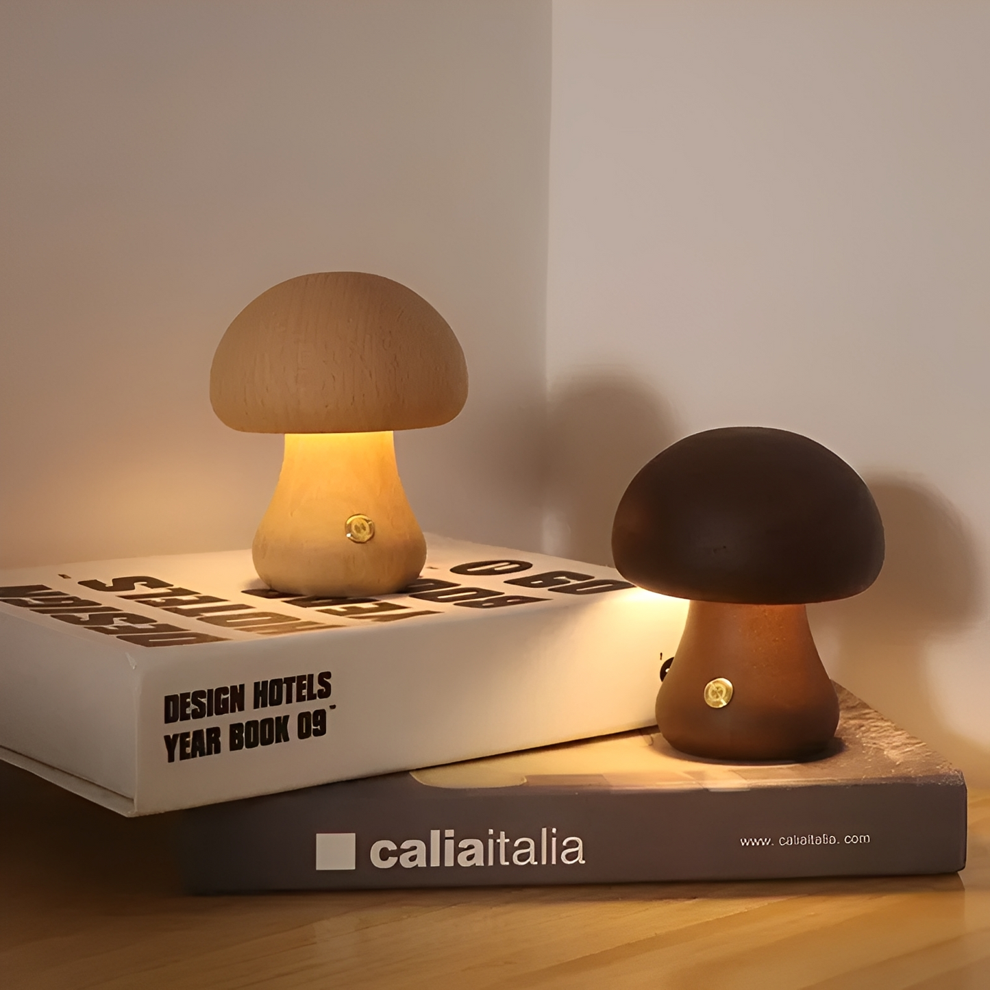 Toshi – Mignonne Lampe de Nuit LED en Bois de Champignon