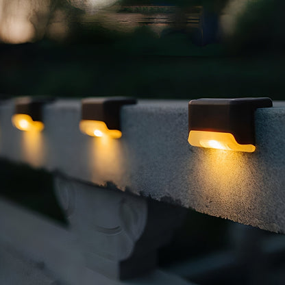 Solis – Lampe LED à énergie solaire pour marches
