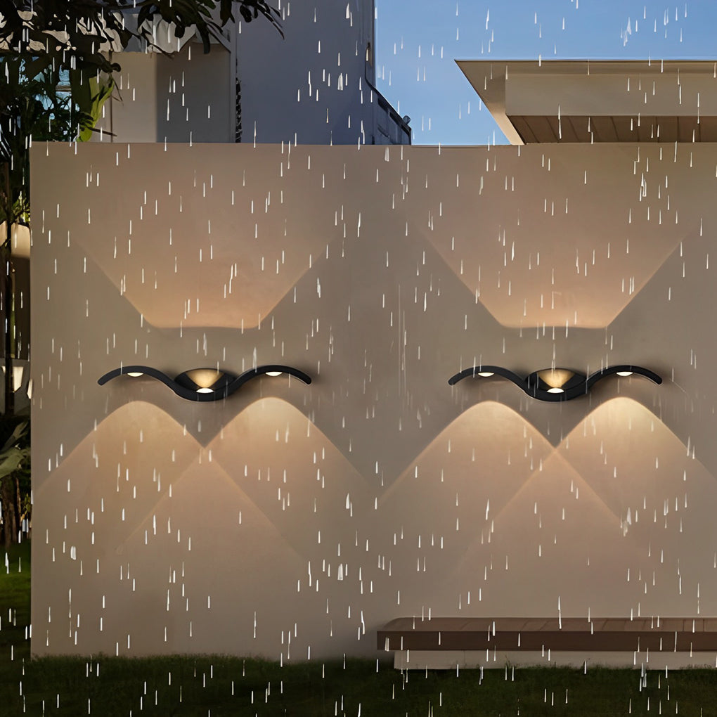 Emiko – Simple lampe murale LED extérieure