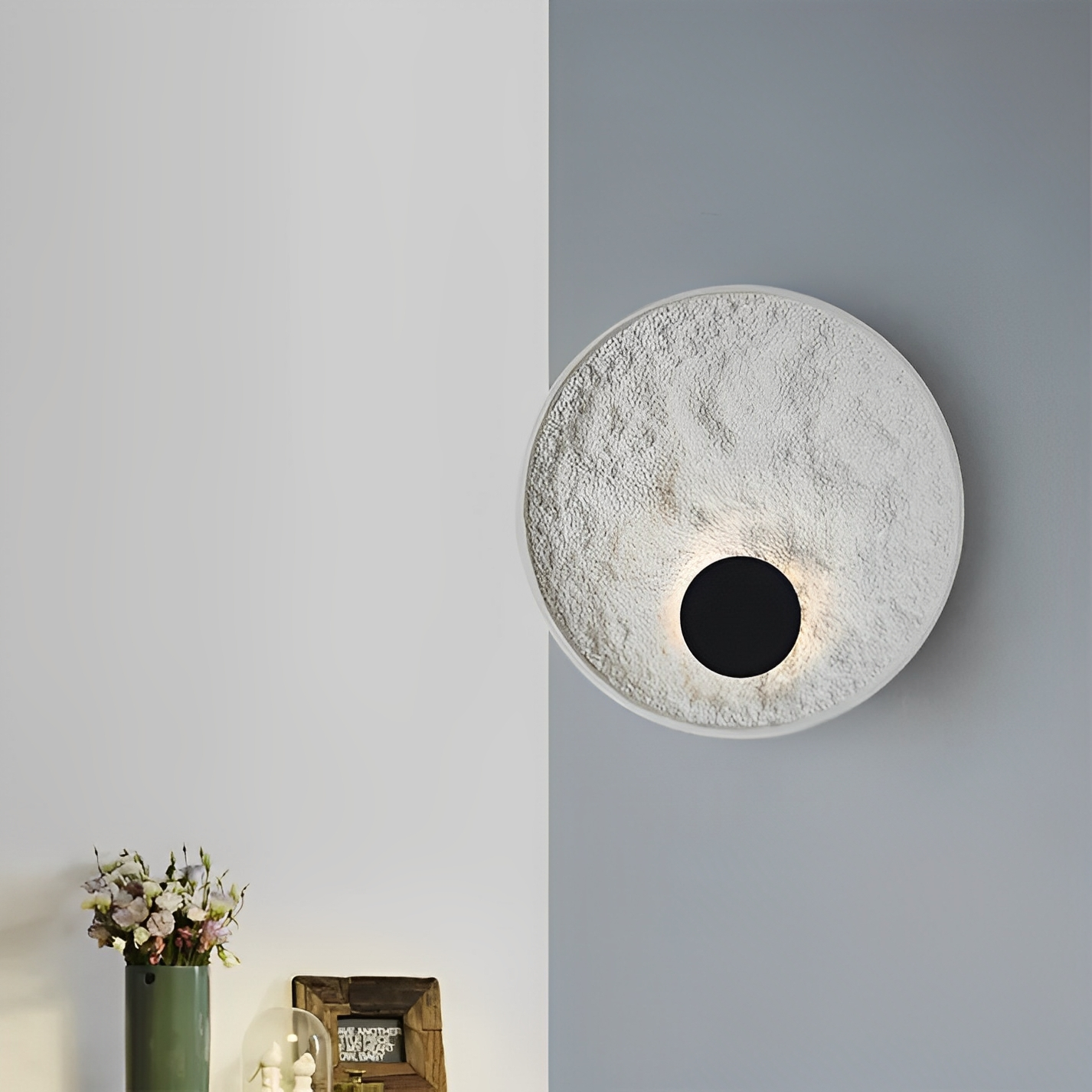 Lunaris – Applique murale ronde avec LED et design globe blanc