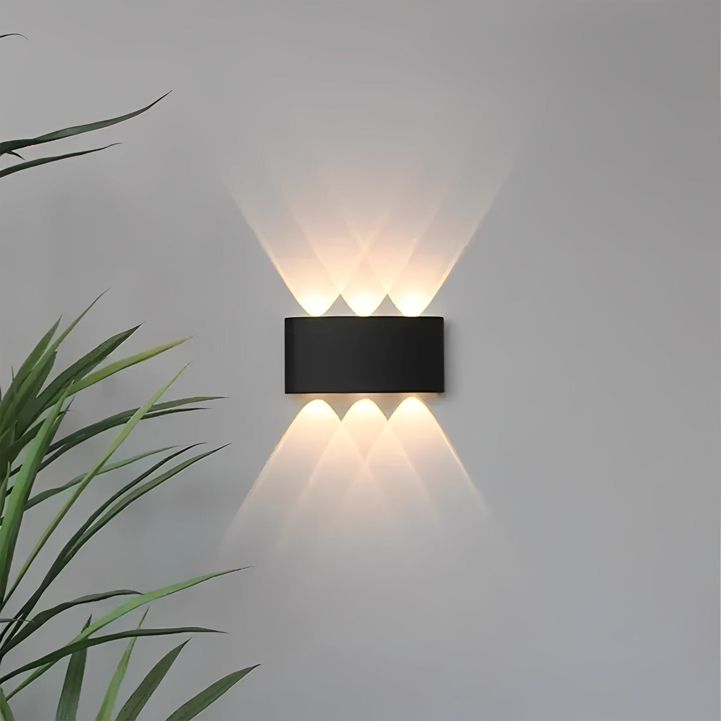 Domesi – Applique Murale Noire Moderne