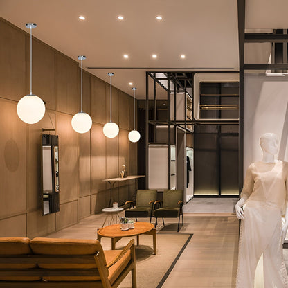 Anika – Globe Nordique Suspension