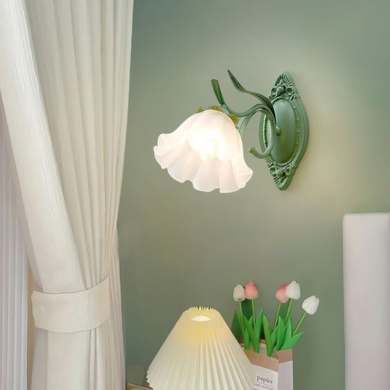Liora – Muguet Fleur Applique Murale