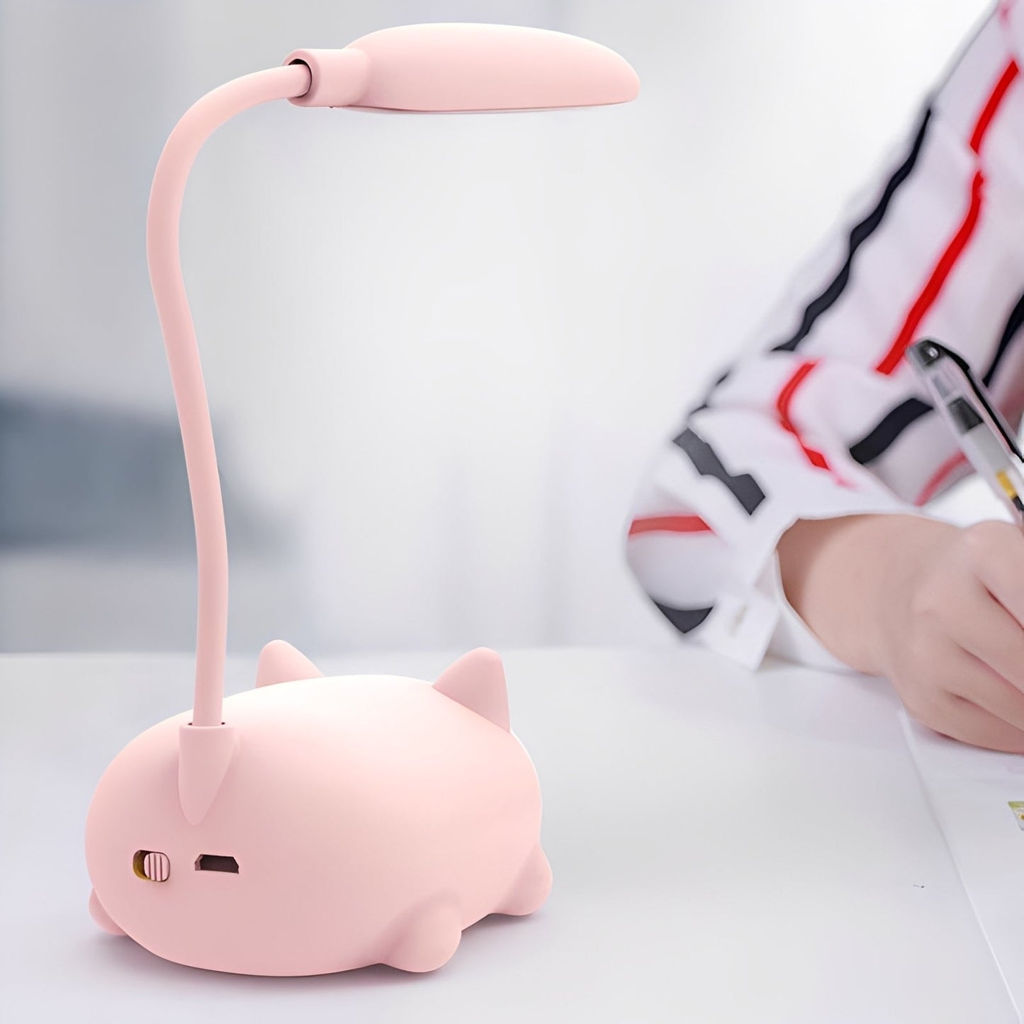BrightPaws – Lampe de bureau LED design chat