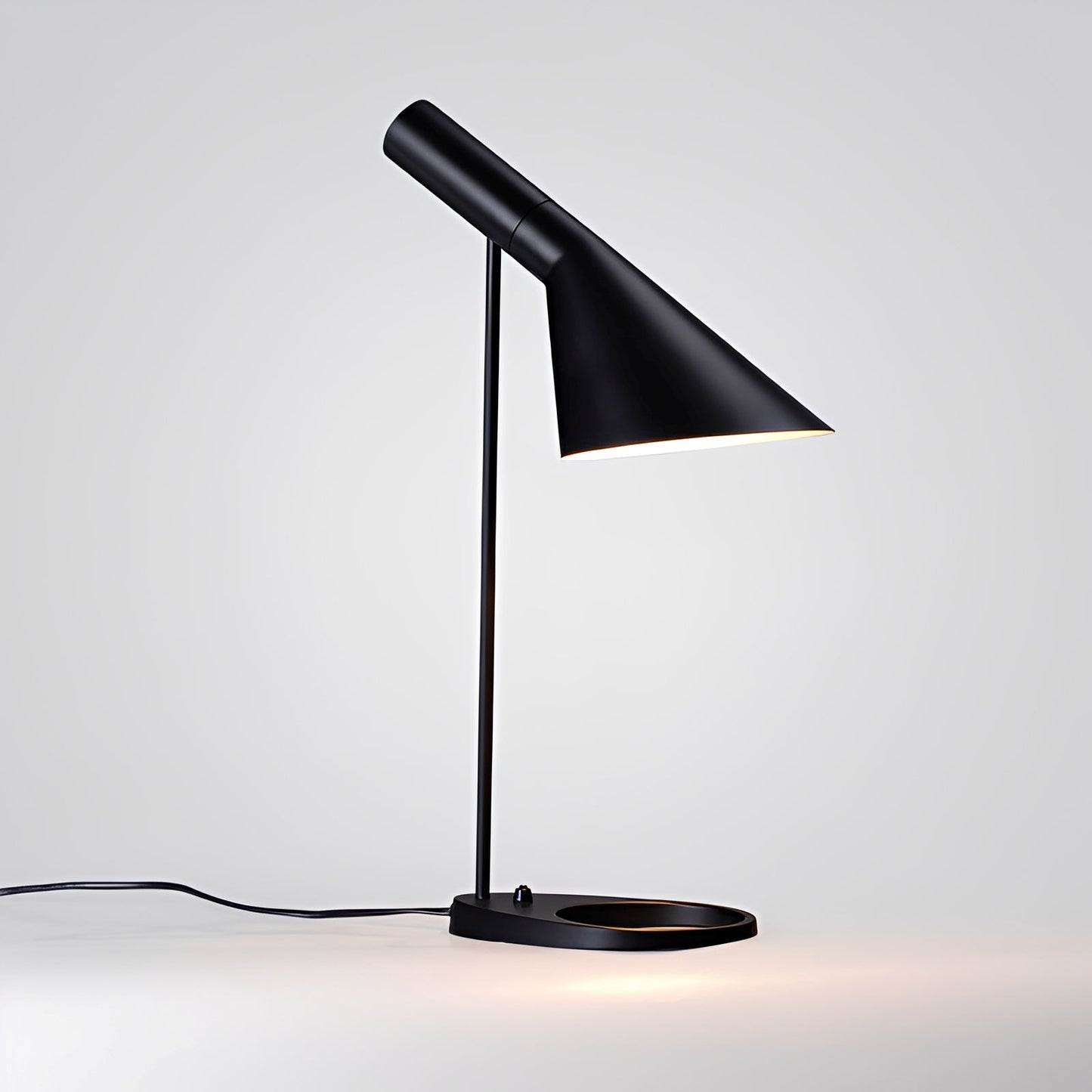 Elvara – Lampe de Table LED Nordique Simple