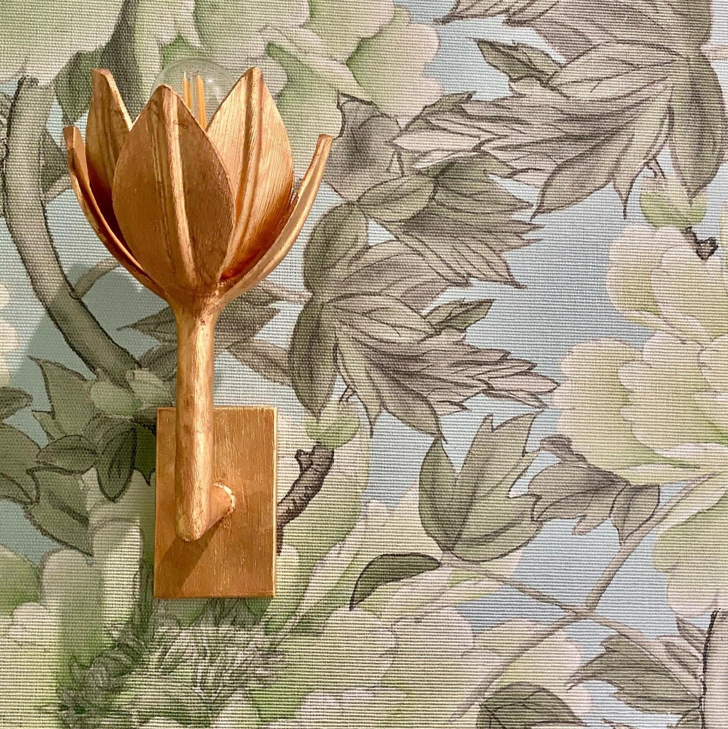 Yumi – Applique Murale Fleurs Moderne