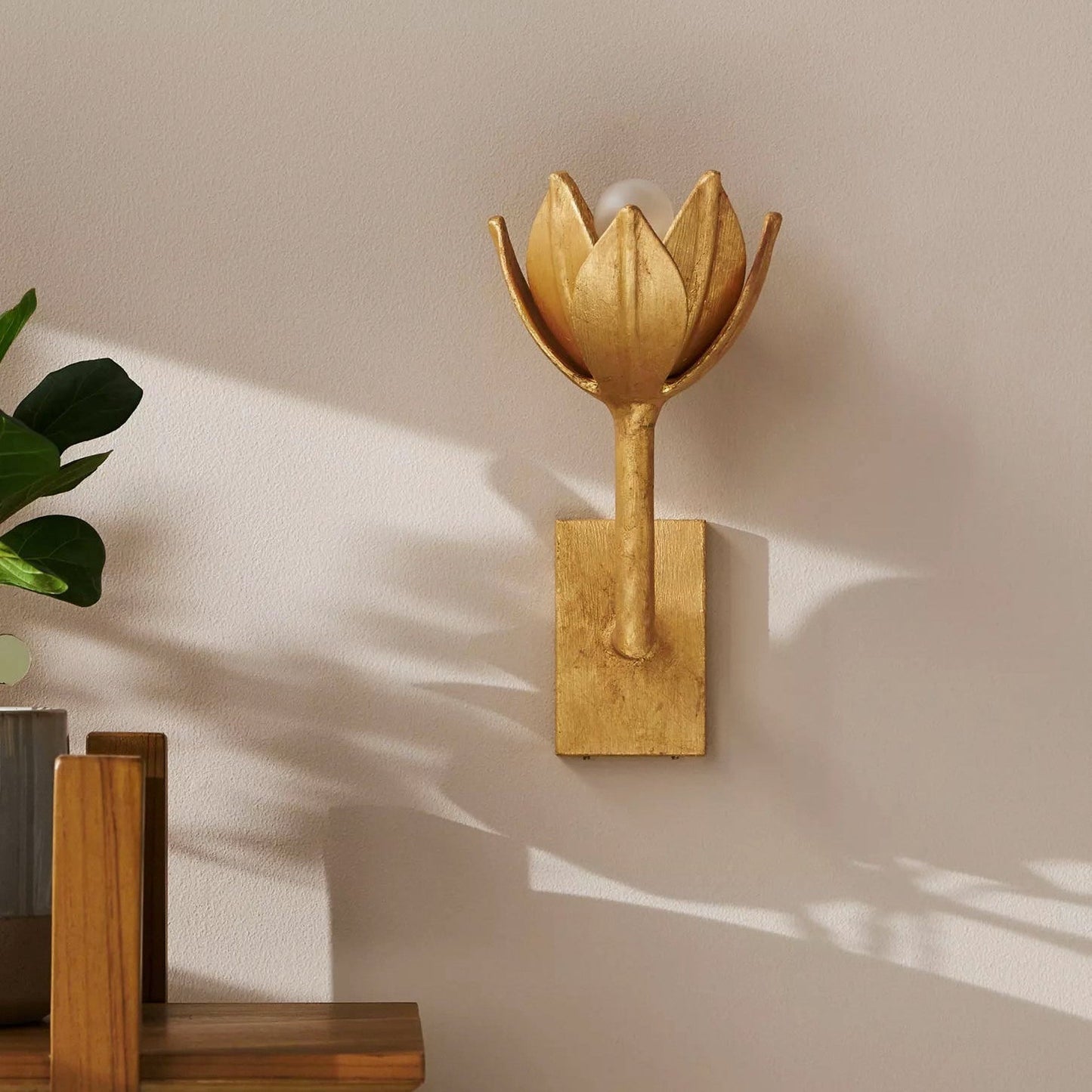 Yumi – Applique Murale Fleurs Moderne