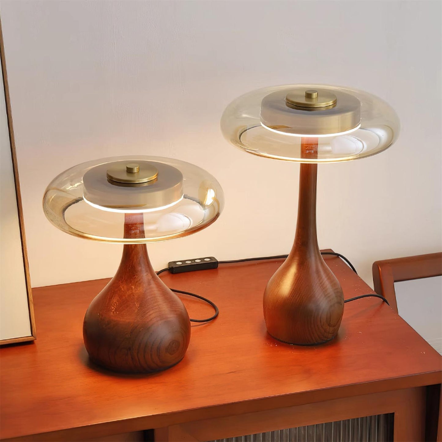 Andi – Lampe de table en verre