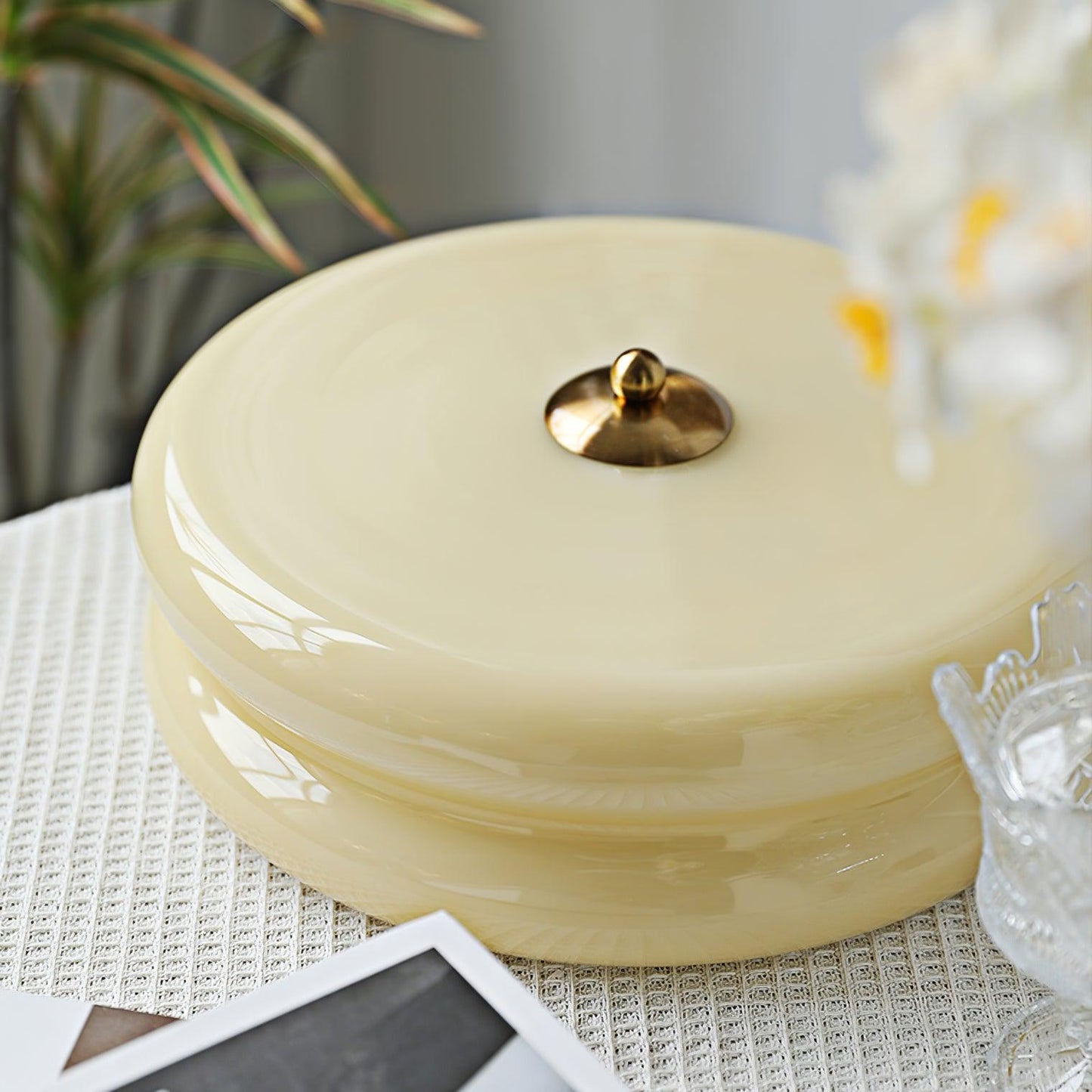 Amélie – Plafonnier Minimaliste au Design Cream