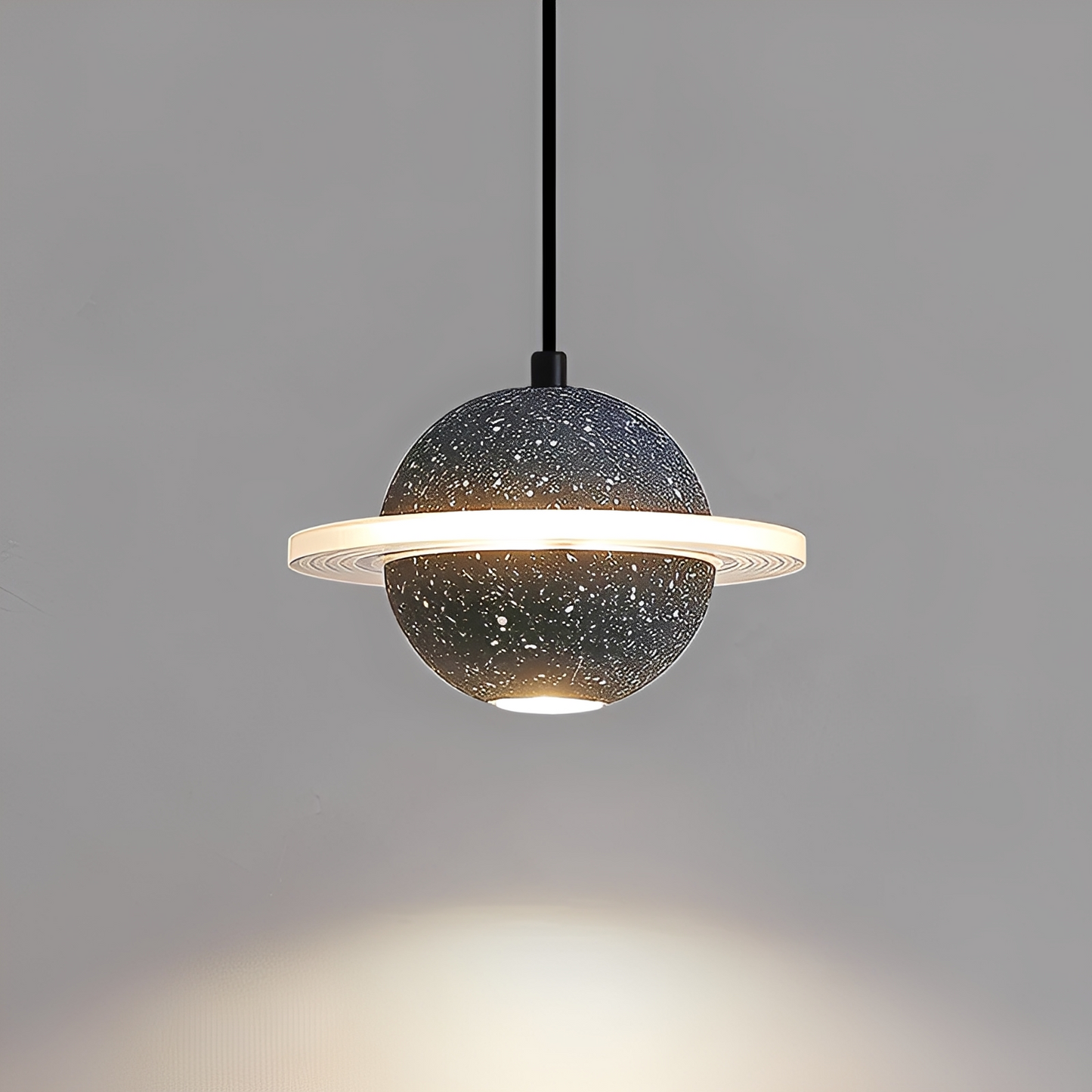 Nova – Lampe suspendue rouge design planète