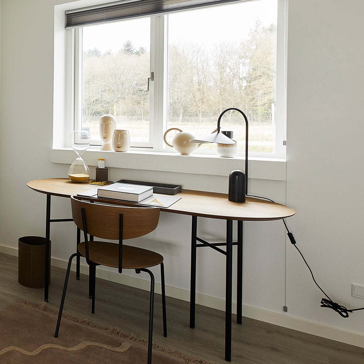 Mono – Lampe de table européenne