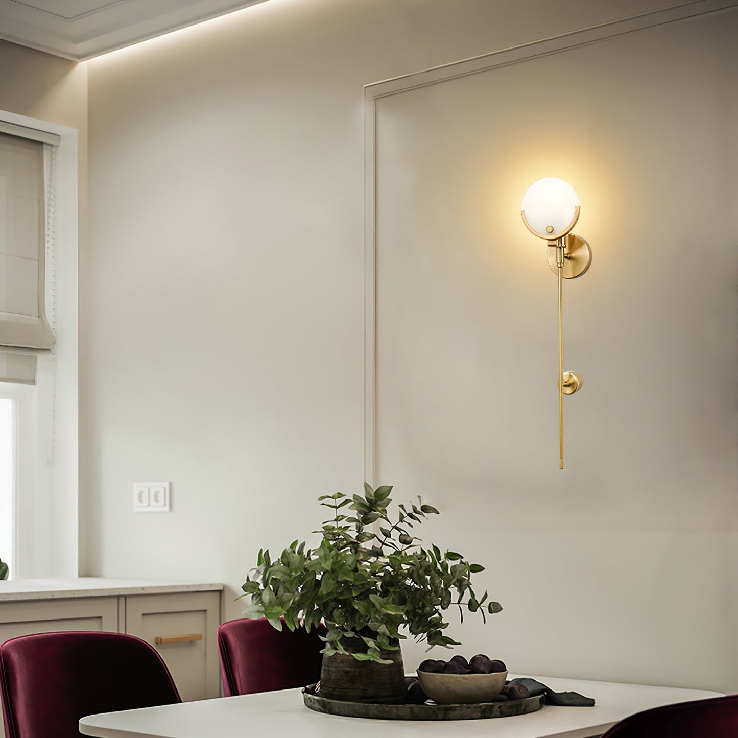 Kristy – Applique en laiton avec albâtre