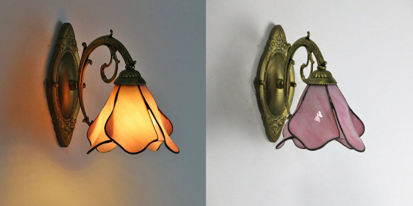 Leona – Lampe Murale en Verre Élégante