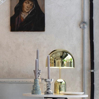 Bella – Élégante lampe de table avec charme classique et lumière chaude