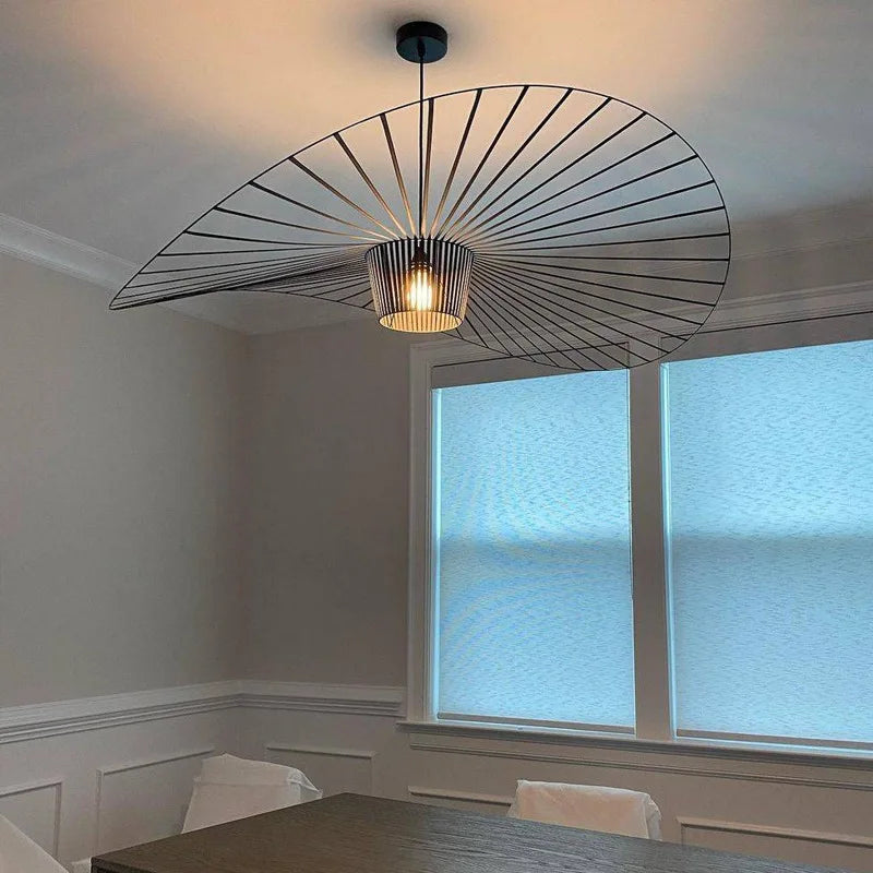 Suspension Design en Forme de Chapeau de Paille