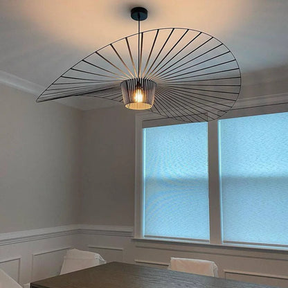 Suspension Design en Forme de Chapeau de Paille