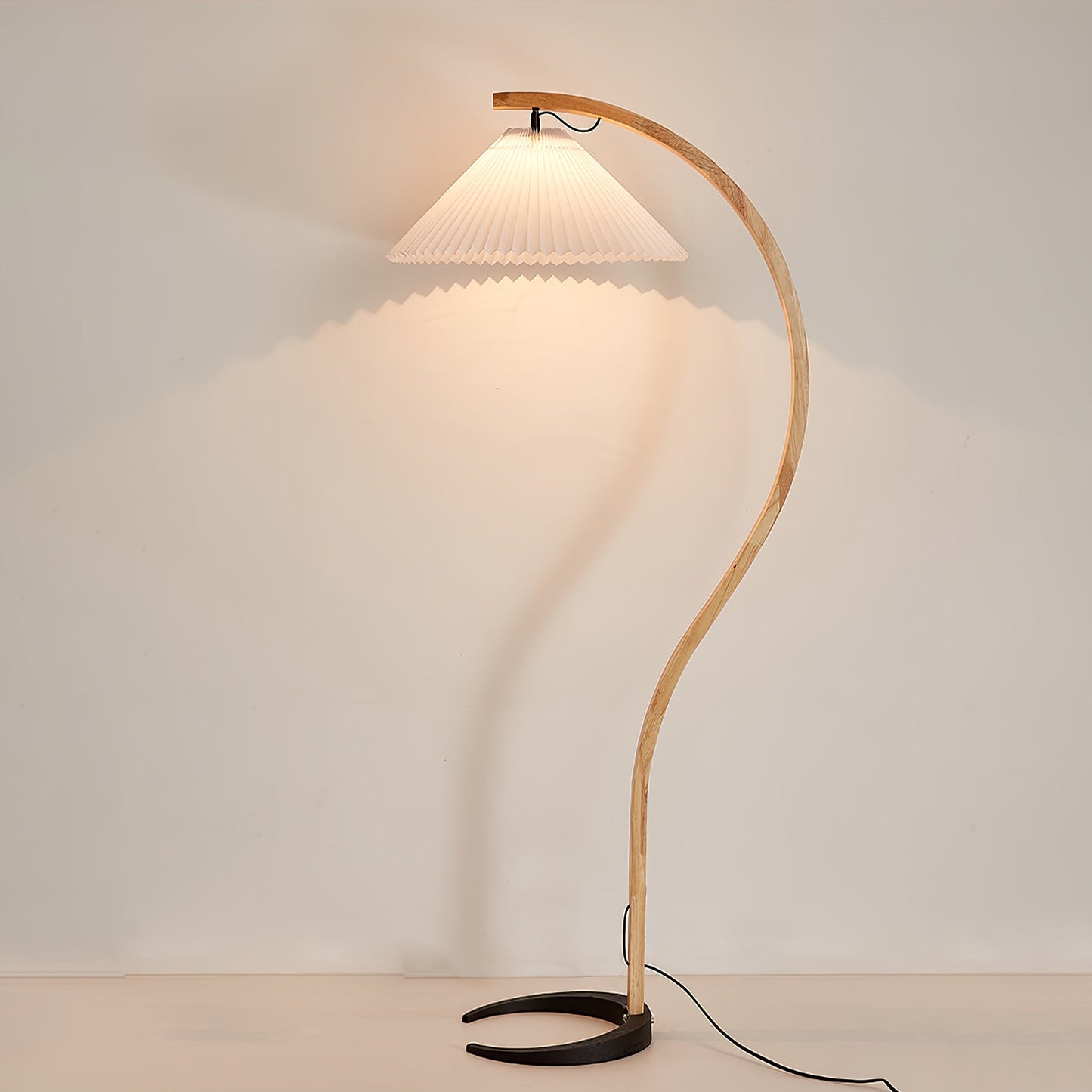 Freya – Lampe sur pied nordique