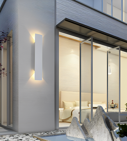 Levana – Moderne Minimaliste Longue Applique Murale