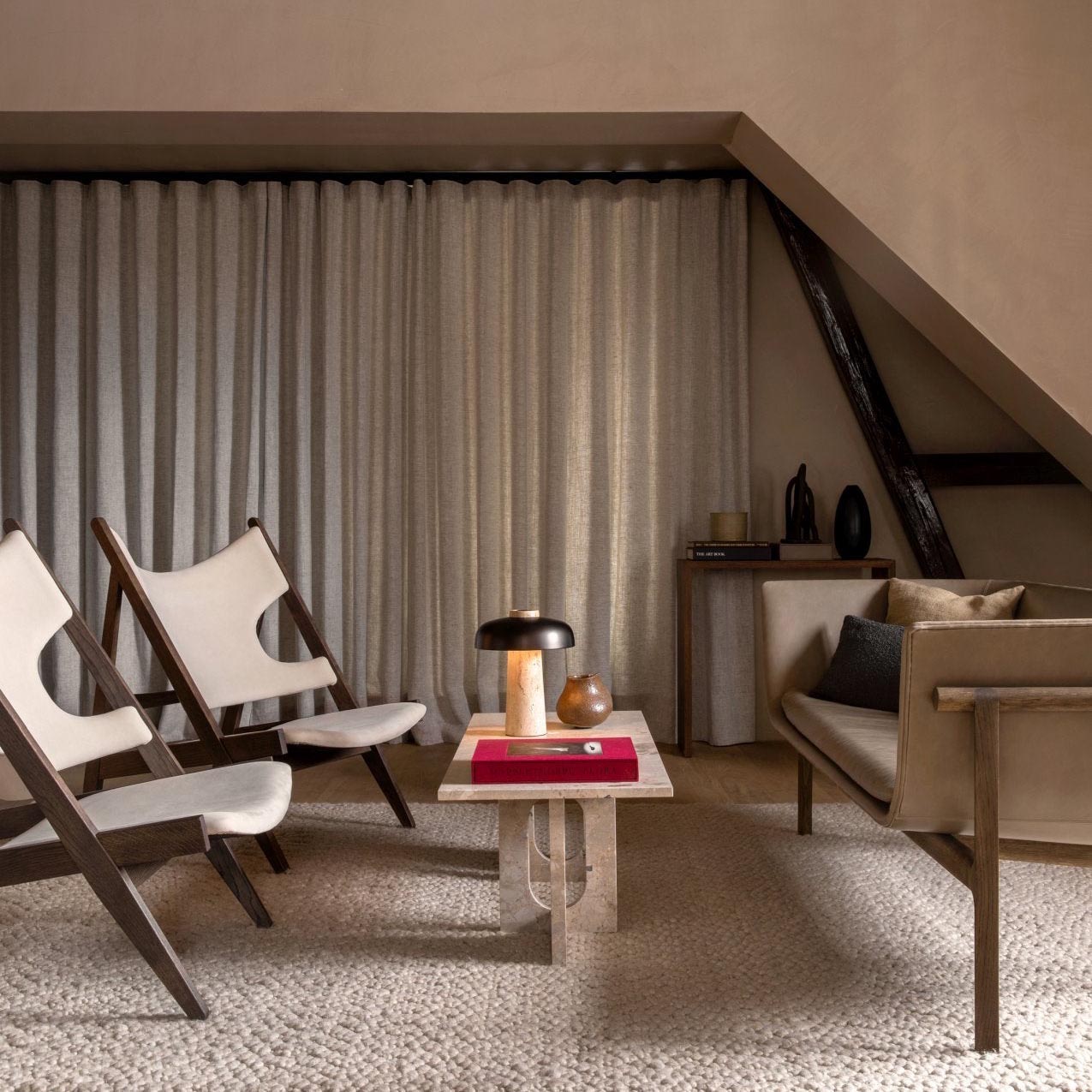 Hera – Lampe Travertin Intemporelle