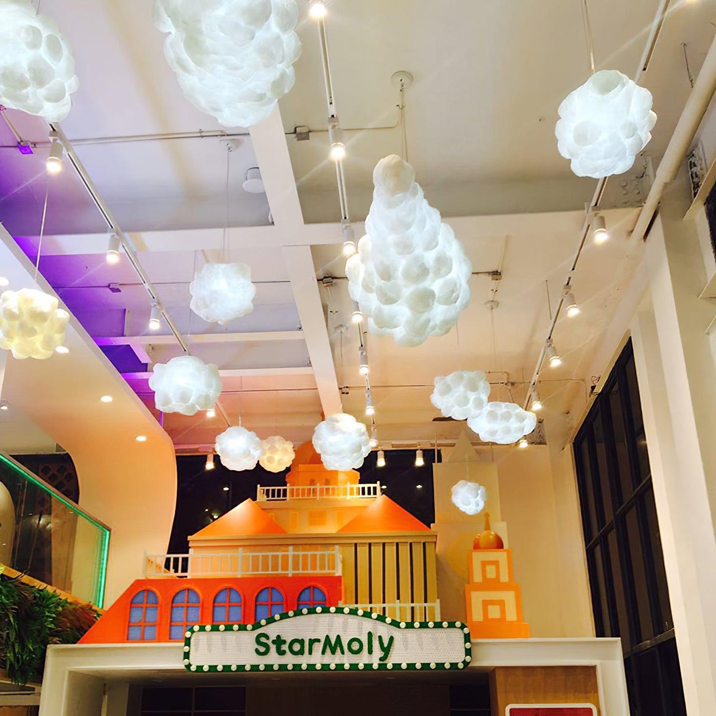 Thora – Lampe suspendue en forme de nuage