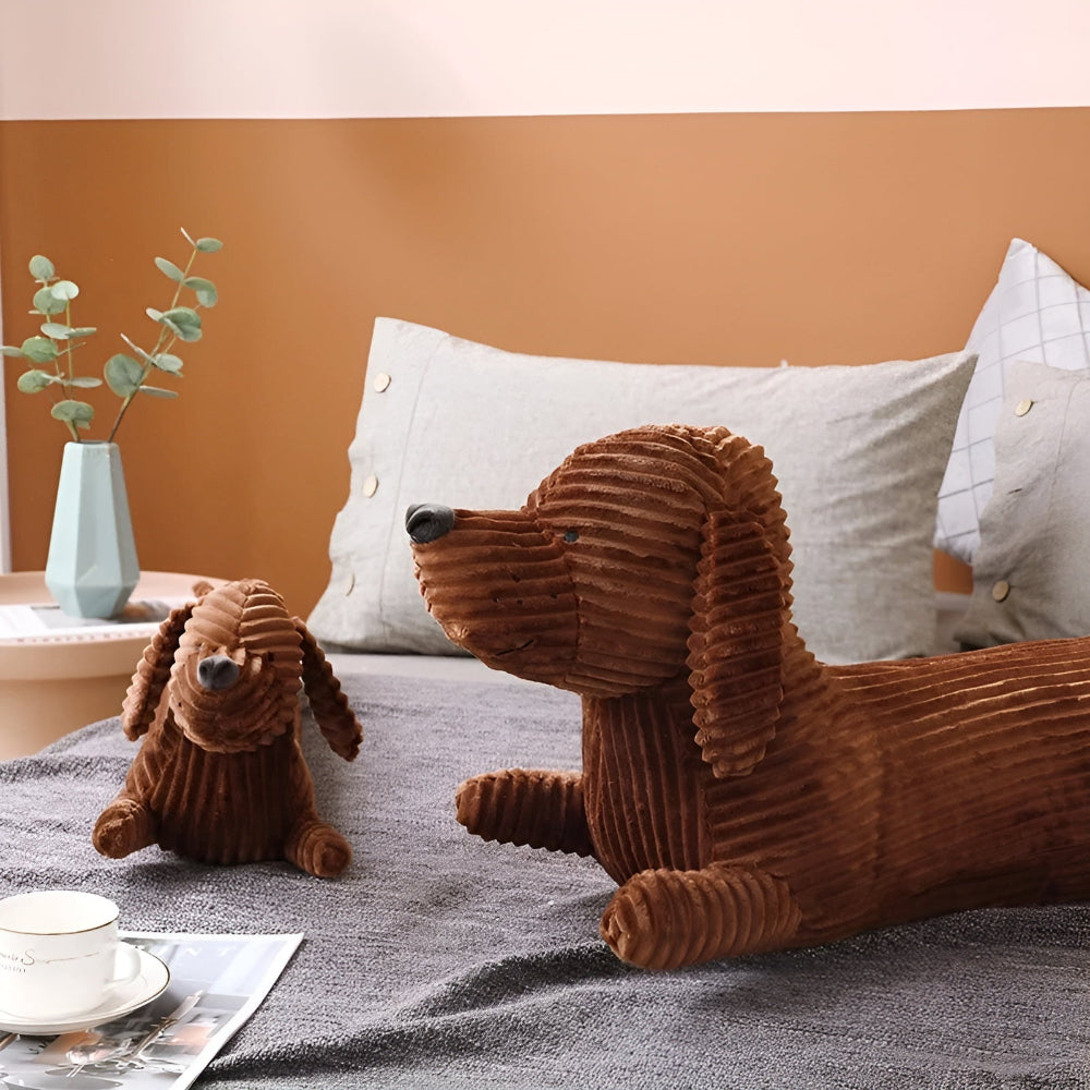 Milu – Adorable Coussin en Peluche Teckel