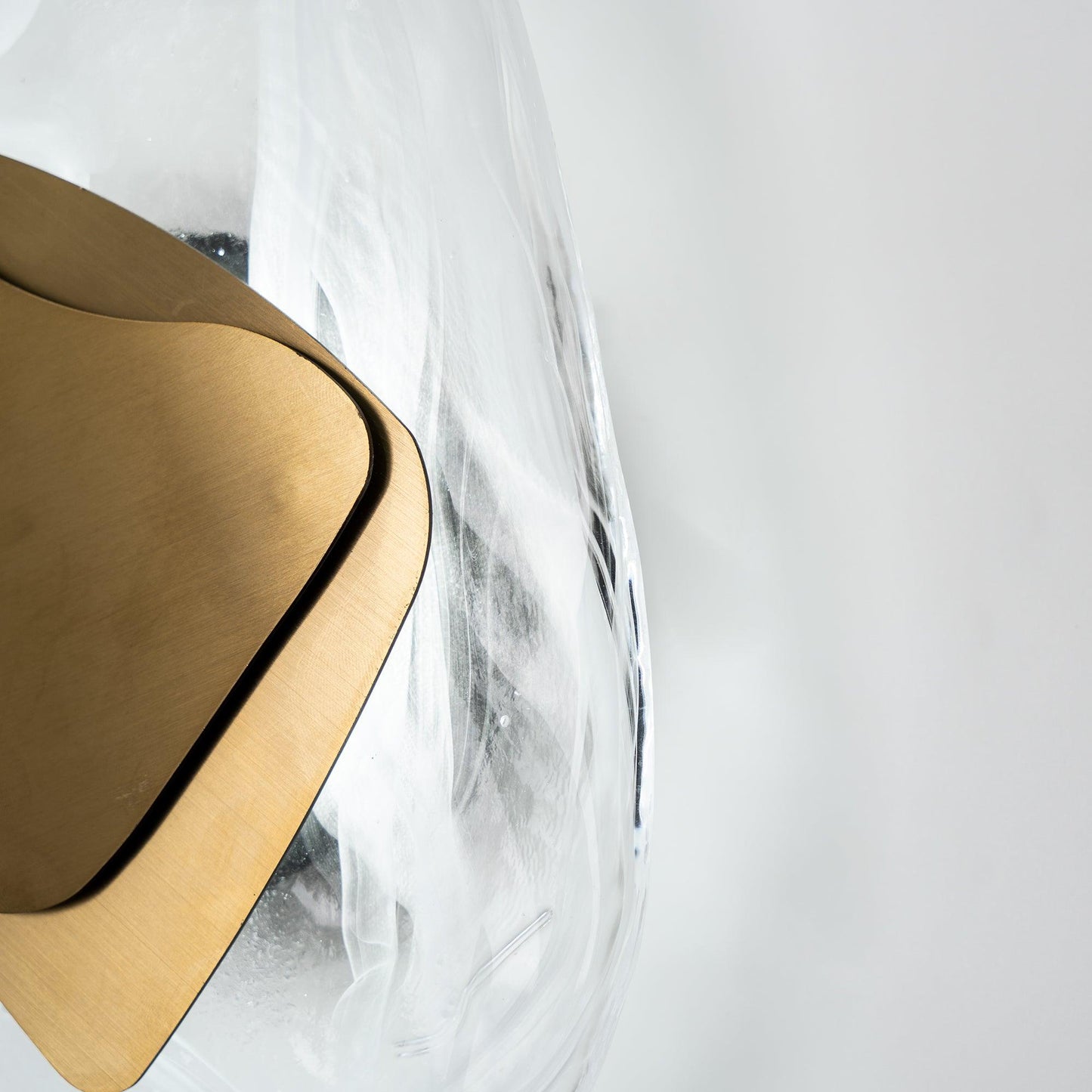 Katara – Applique Designer avec Accents en Cristal