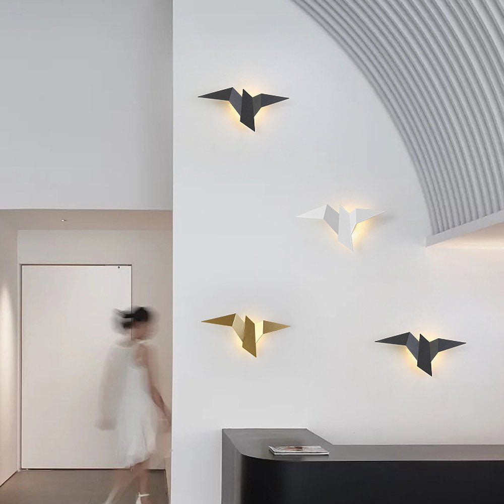 Tsubame – Lampe murale oiseau créatif