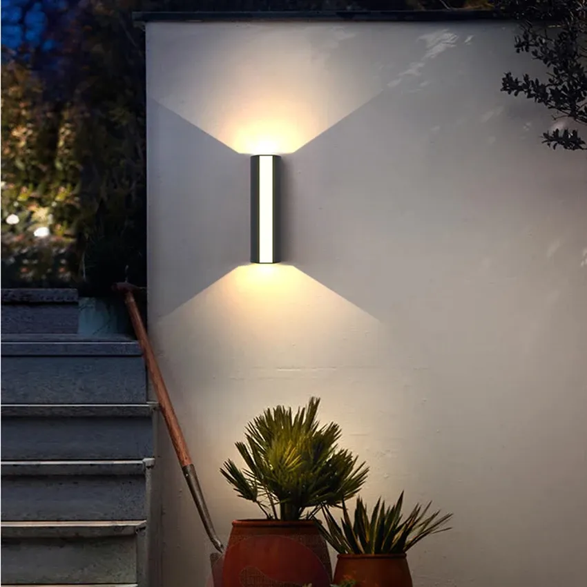Taren – Lampe murale extérieure minimaliste