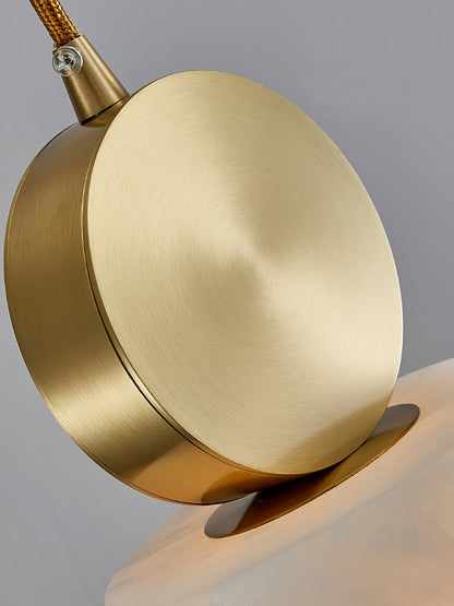 Eric – Suspension en albâtre