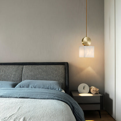 Eric – Suspension en albâtre