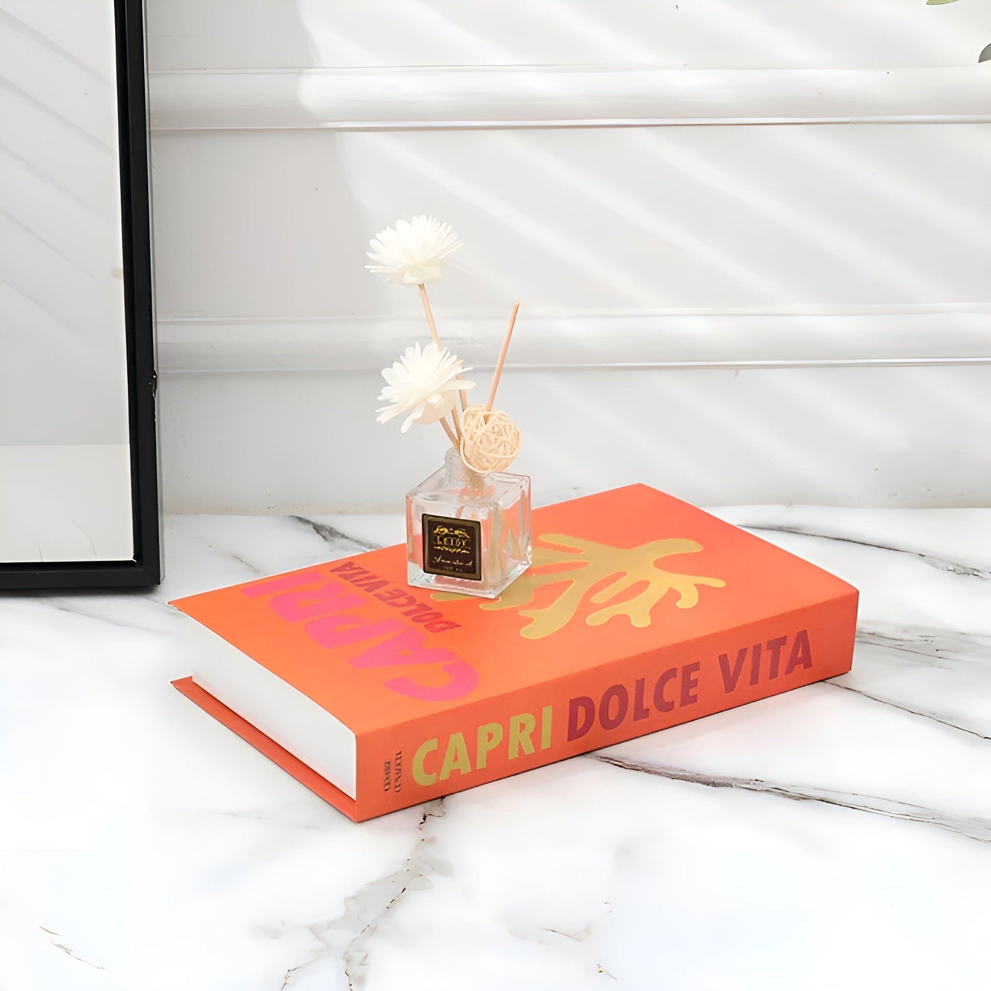 Brooke – Livres de maison minimalistes