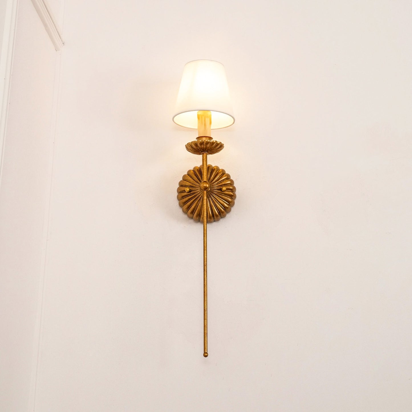 Kristy – Lampe Murale Antique en Design de Bougie