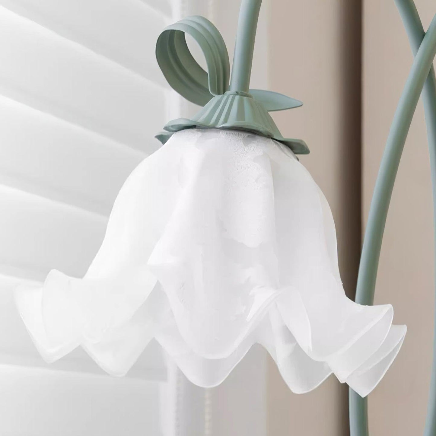 Elska – Calla Fleurs Lampe de Sol