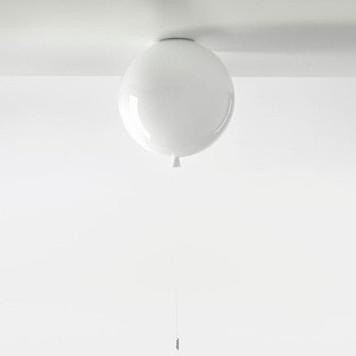 LumiBulle – Plafonnier ballon au design ludique