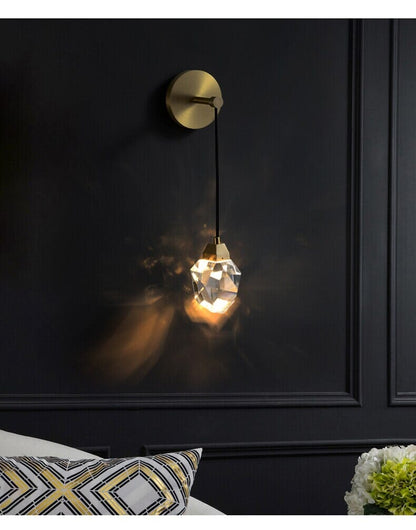 Cascade de cristal : applique murale moderne