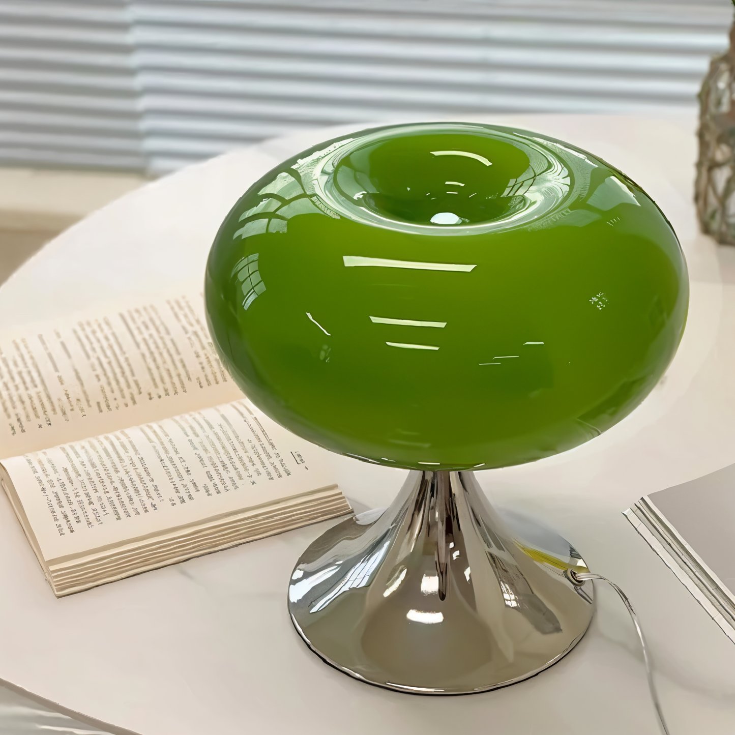 Lampe Pomme – Lampe de table en verre courbé aux couleurs macaron