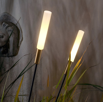 Lumière Solaire Garduru – Lampe extérieure moderne à énergie solaire pour jardin et terrasse