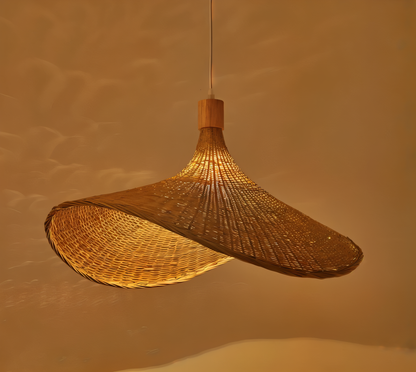 Kaito – Lustre en bambou et rotin