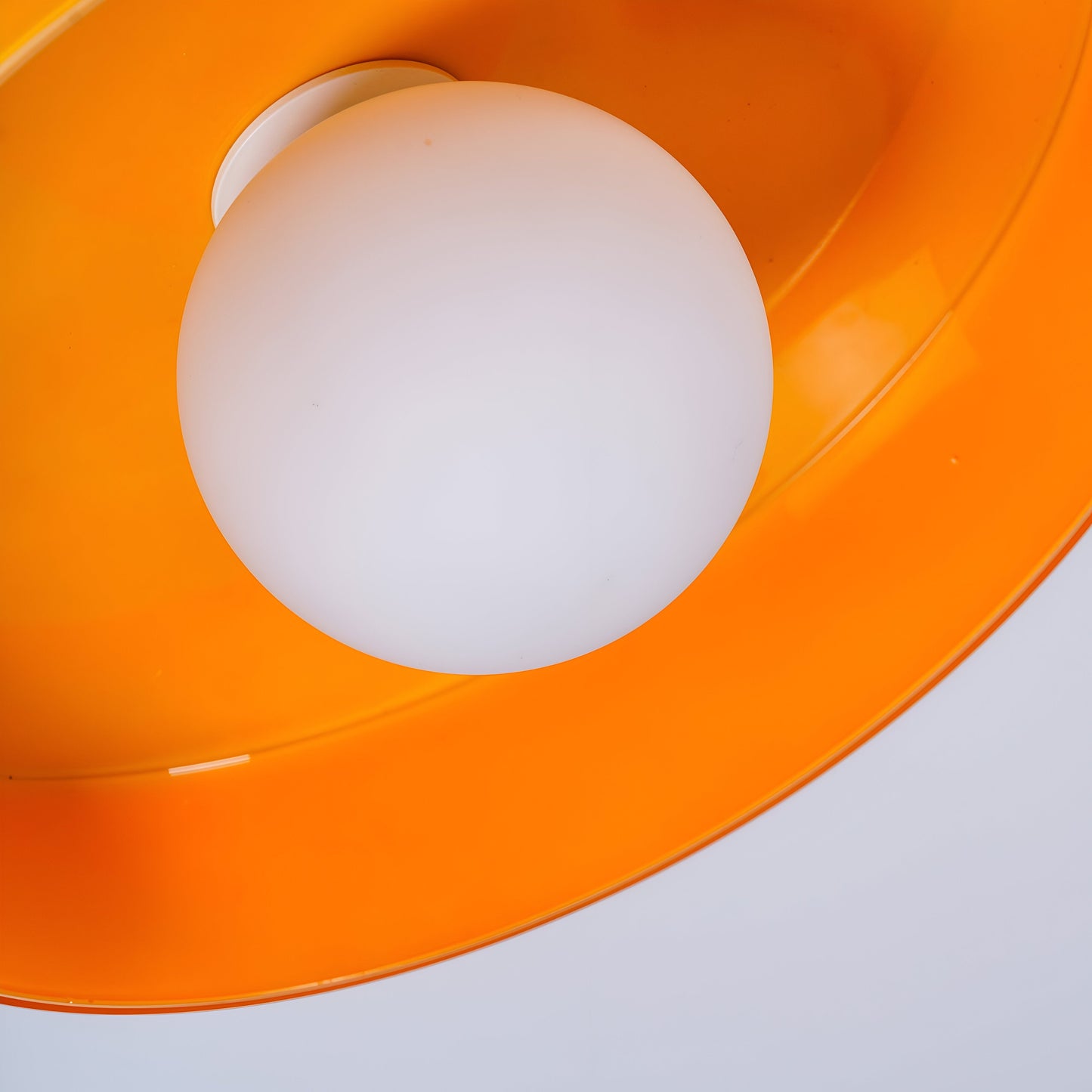 OrangeBeam - Plafonnier nordique en verre - Montage semi-encastré