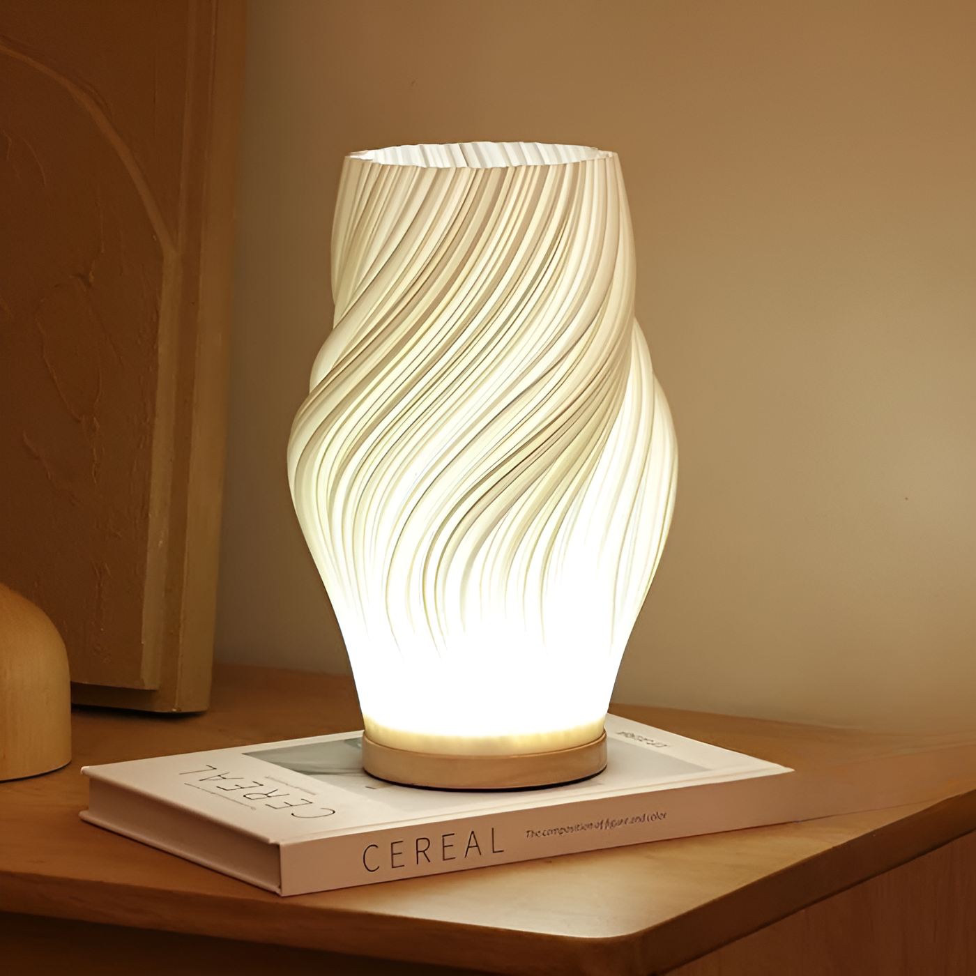DreamWave - Lampe moderne crème à vagues 3D avec base en métal élégante