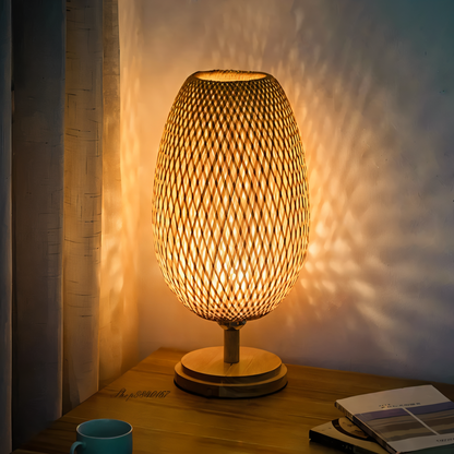 Mara – Lampe en bambou tressé