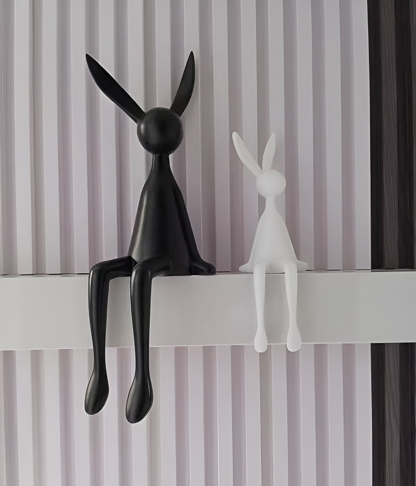 ResinLux Lapin de Pâques - Décoration moderne en résine noir/blanc/bleu
