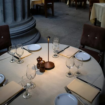 LumoBar – Lampe de table LED minimaliste