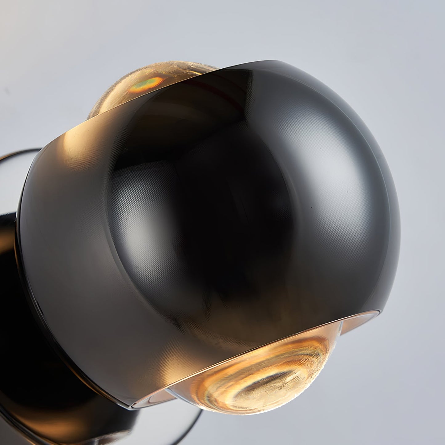 Ion – Applique Murale Verticale