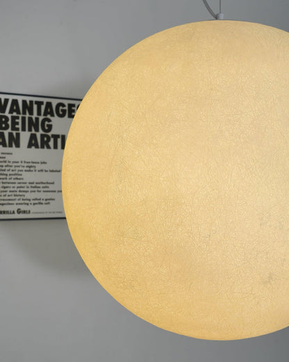 ClairdeLune – Suspension en forme de lune pour une ambiance féérique