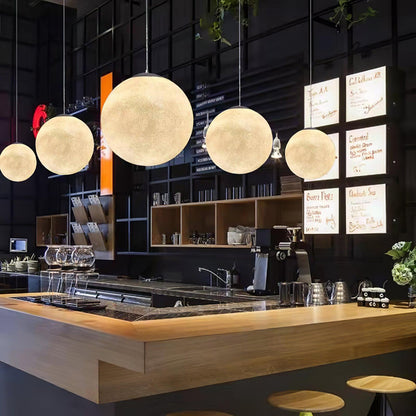 ClairdeLune – Suspension en forme de lune pour une ambiance féérique