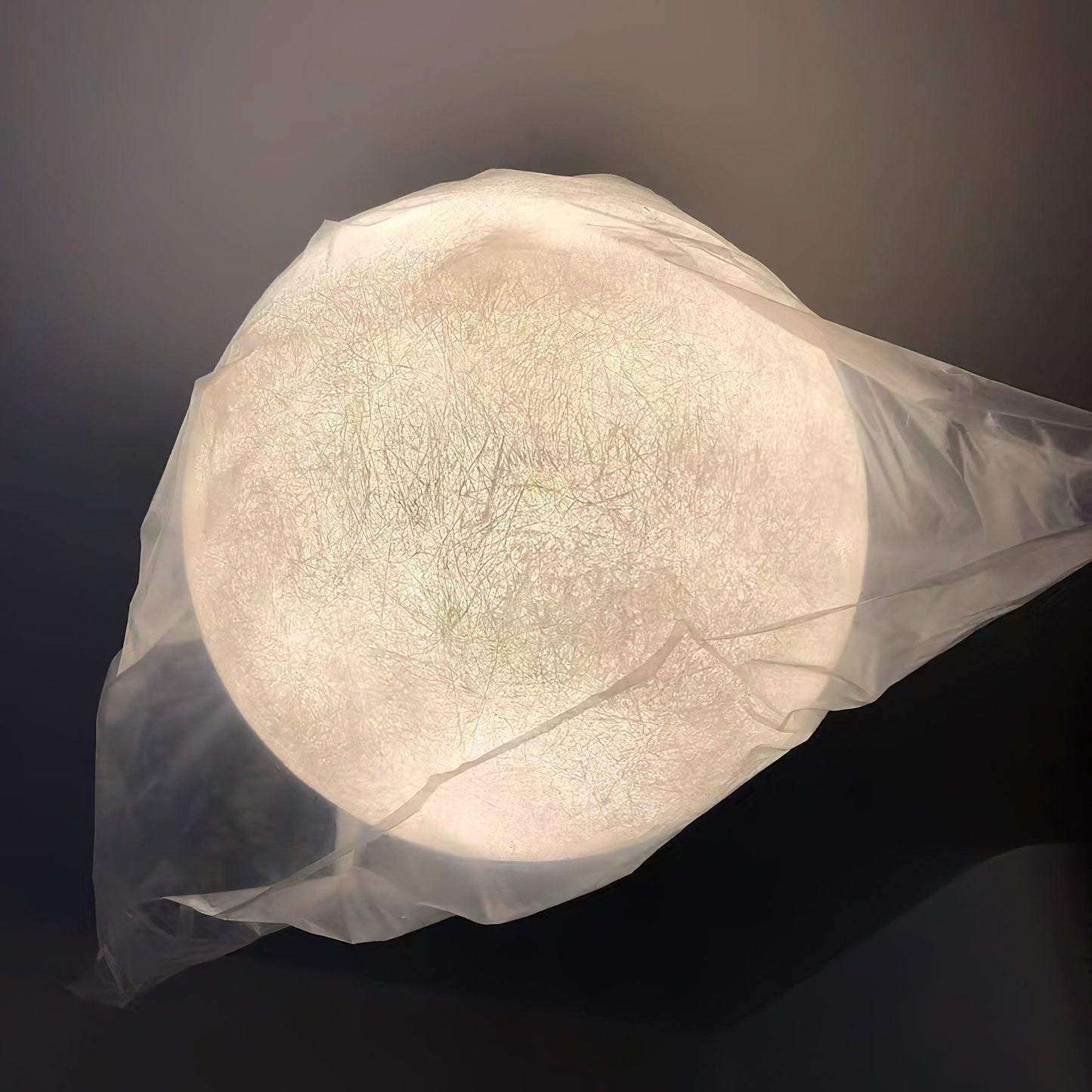 ClairdeLune – Suspension en forme de lune pour une ambiance féérique