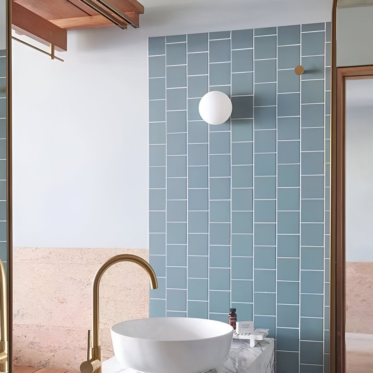 Daryl – Applique Murale Ronde en Verre Minimaliste